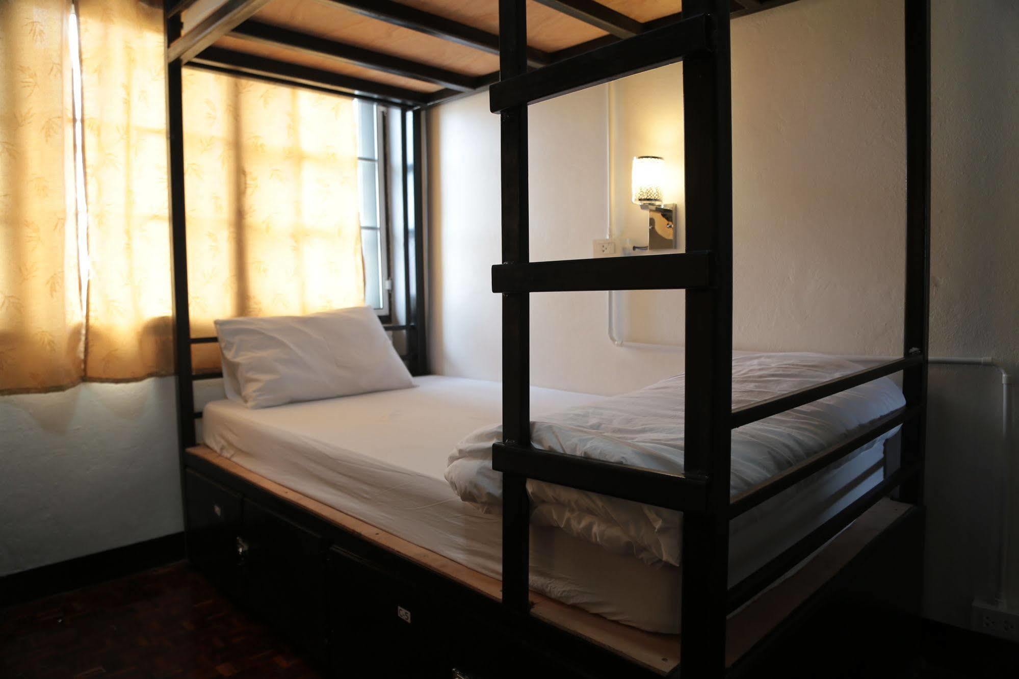 Cassette Hostel Чіангмай Екстер'єр фото